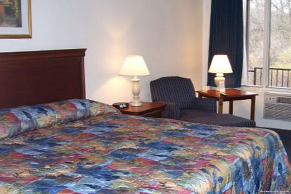 MAGNUSON HOTEL BY THE RIVER-MARIETTA (Marietta)